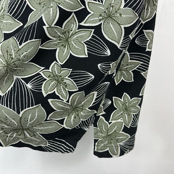 Tommy Bahama Silk Floral Print Short Sleeve Button Down Shirt Size M - Picture 3 of 9